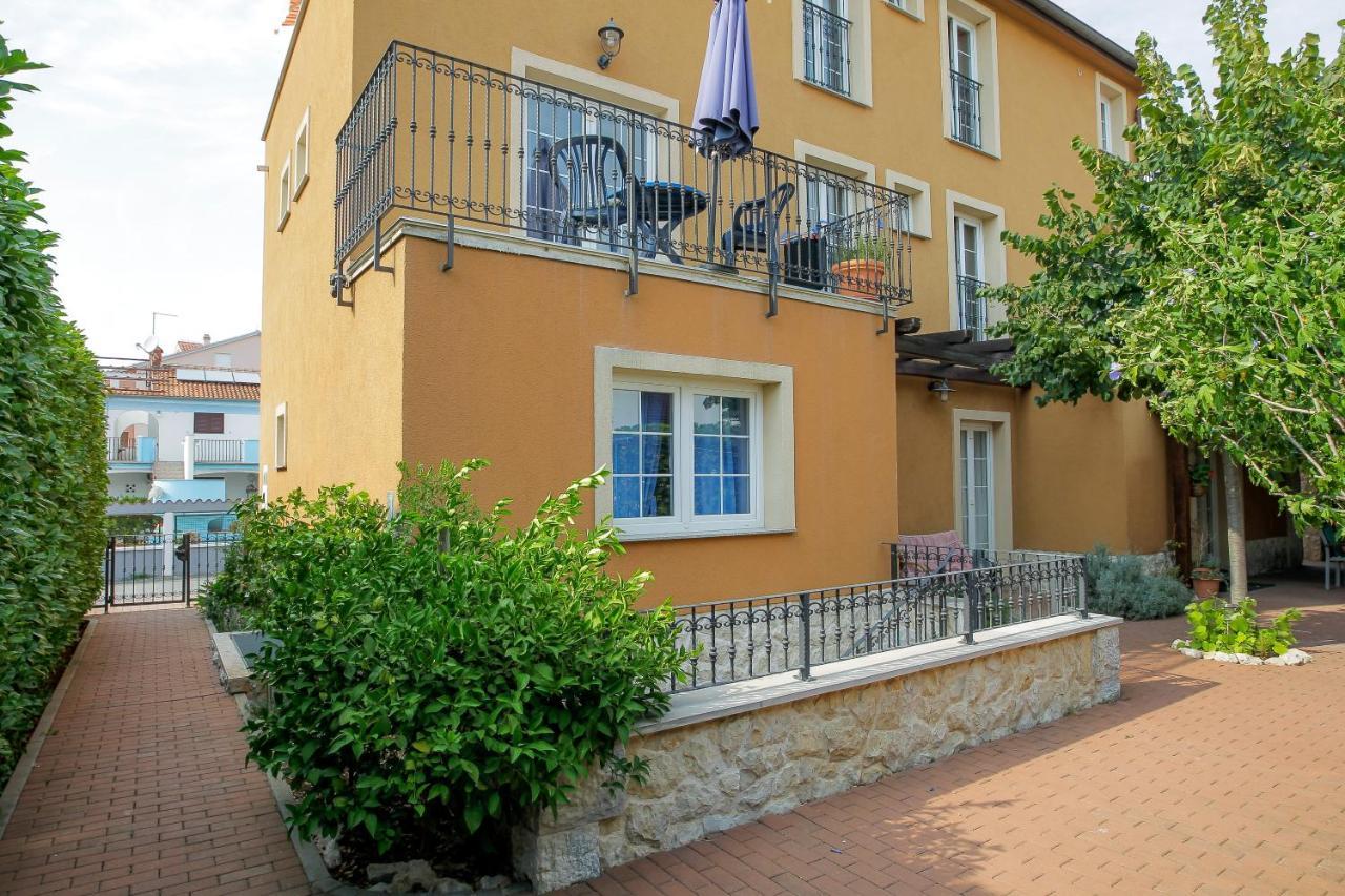 Rougemarin Apartments Biograd Na Moru Exterior foto