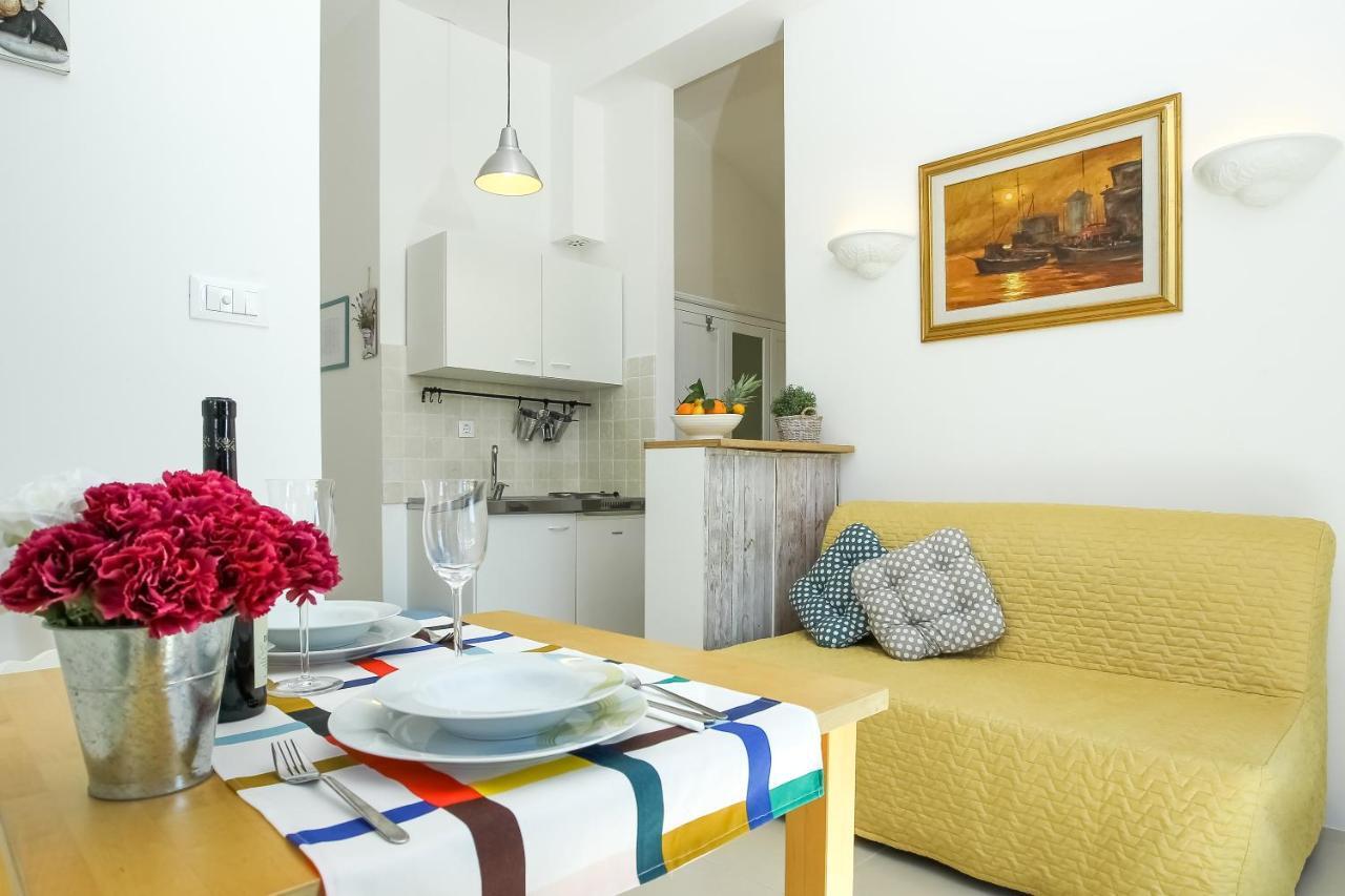 Rougemarin Apartments Biograd Na Moru Exterior foto